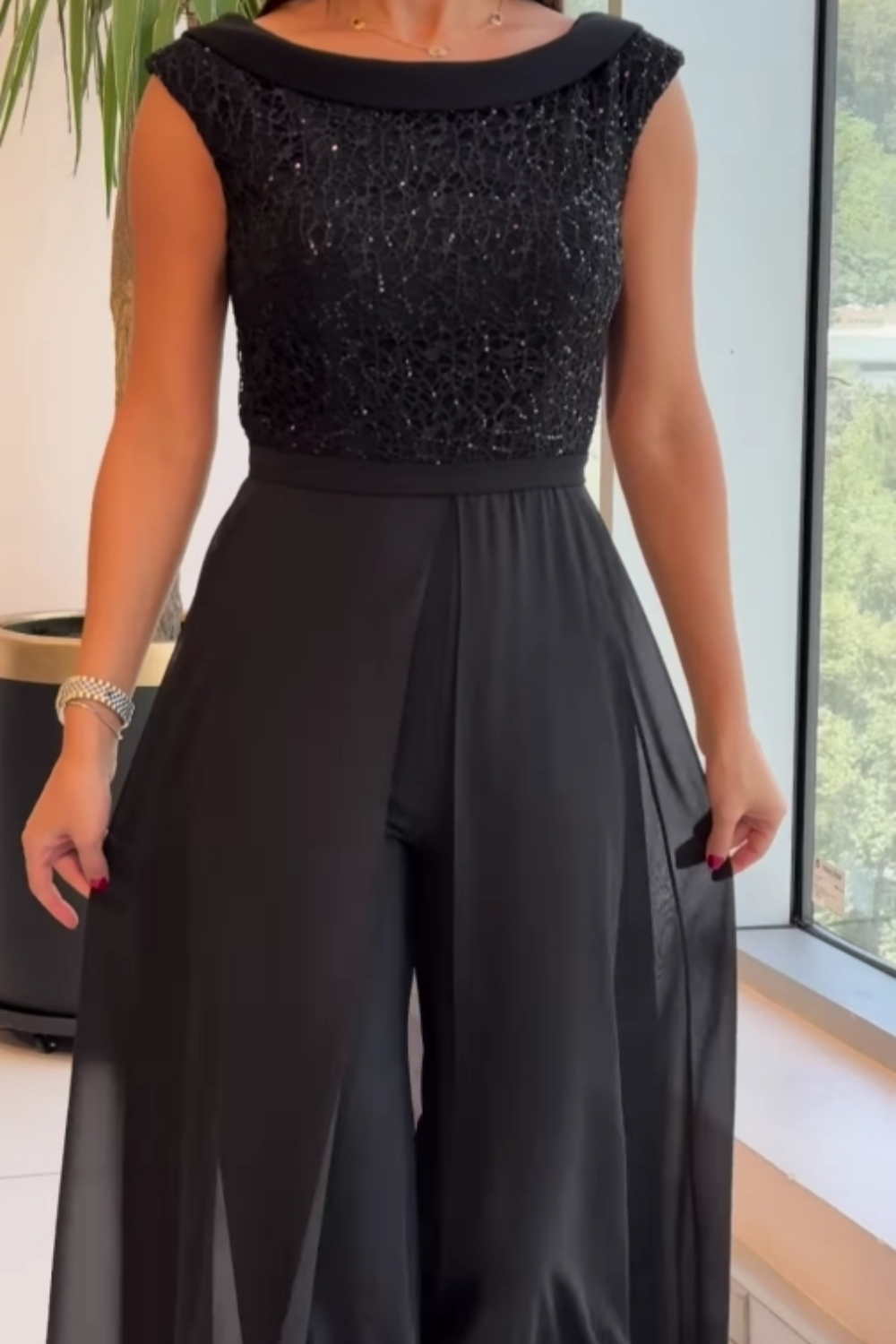 Fontella - Jumpsuit i tekstureret tyl