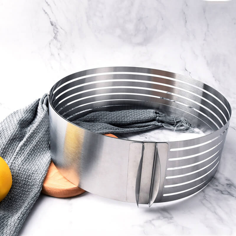 LayerMaster — Adjustable Cake Ring for Even Cake Layers and Baking Projects