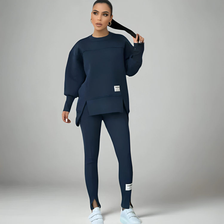 VelaEase — Relaxed Fit Sweatshirt