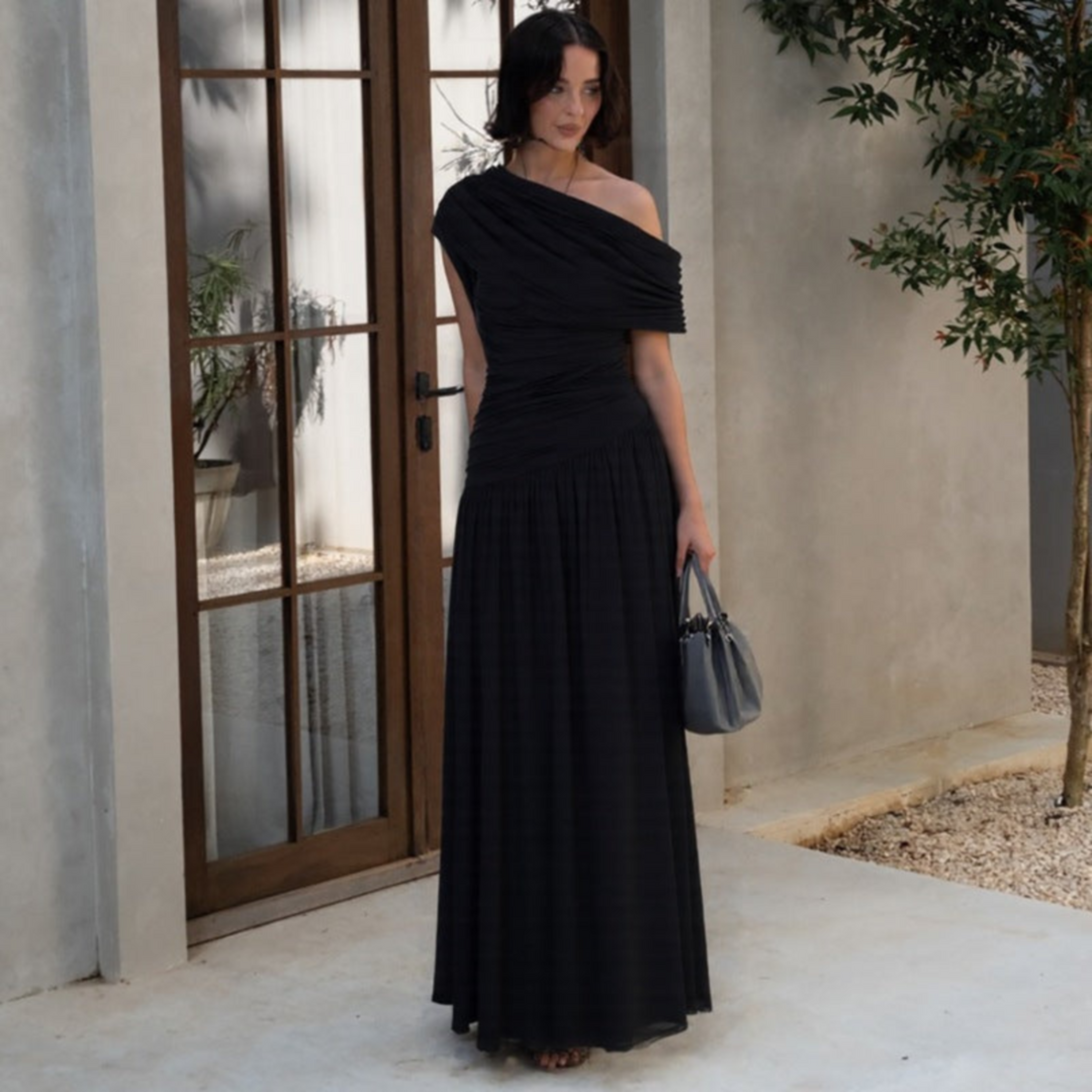 Talia - Elegantní večerní maxi šaty na jedno rameno