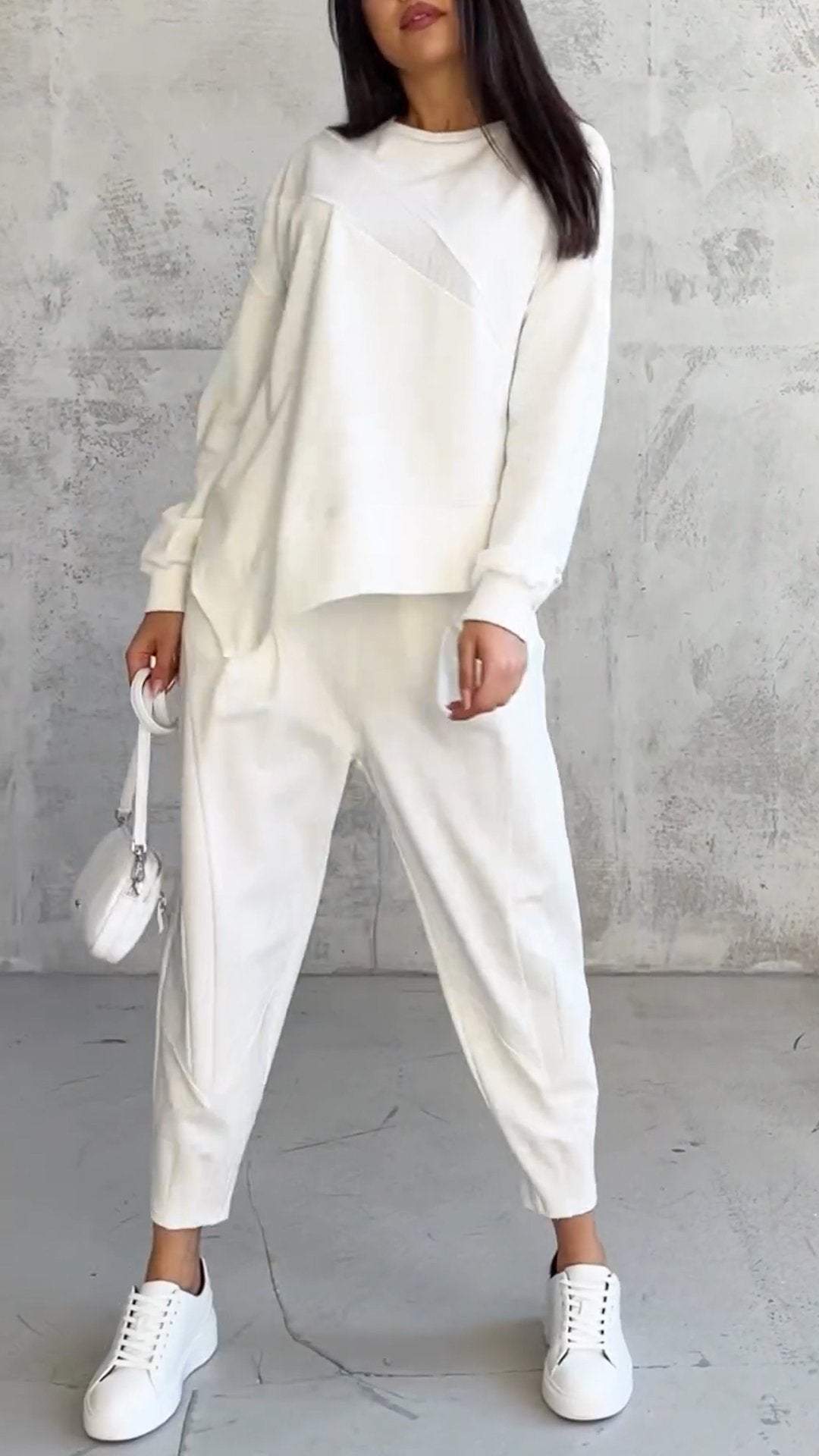 LumaLuxe — Women's Two Piece Lounge Set with Long Sleeve Top and Jogger Pants