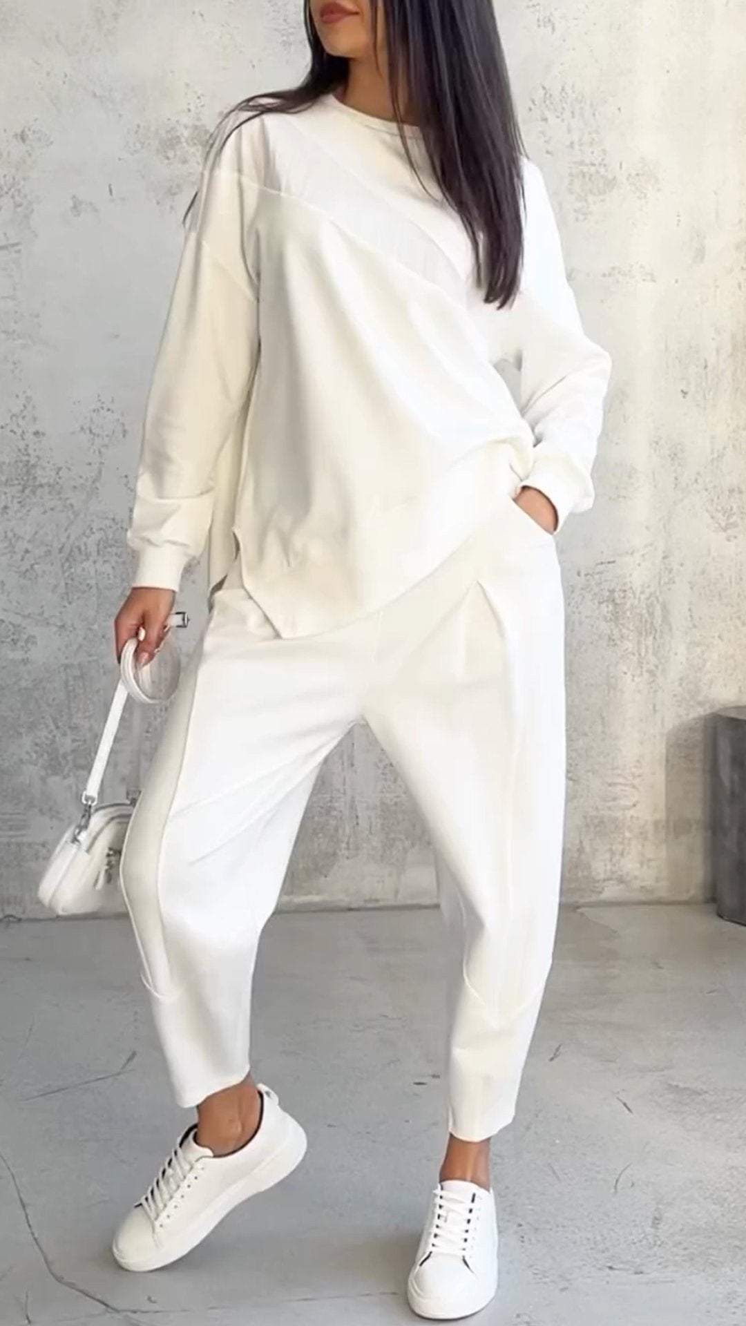 LumaLuxe — Women's Two Piece Lounge Set with Long Sleeve Top and Jogger Pants