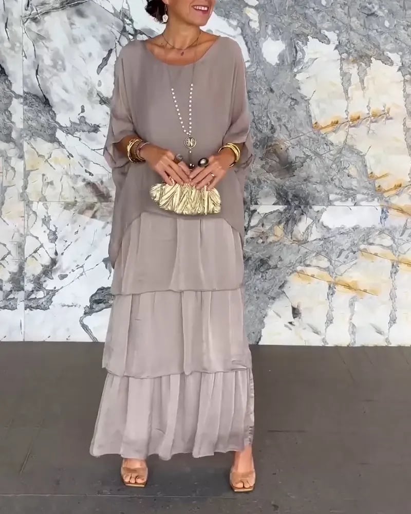 Women's Tiered Maxi Dress with Relaxed Fit and Flowing Design