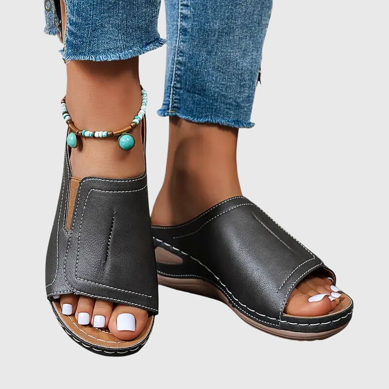 Aretha - Orthopedic Sandals