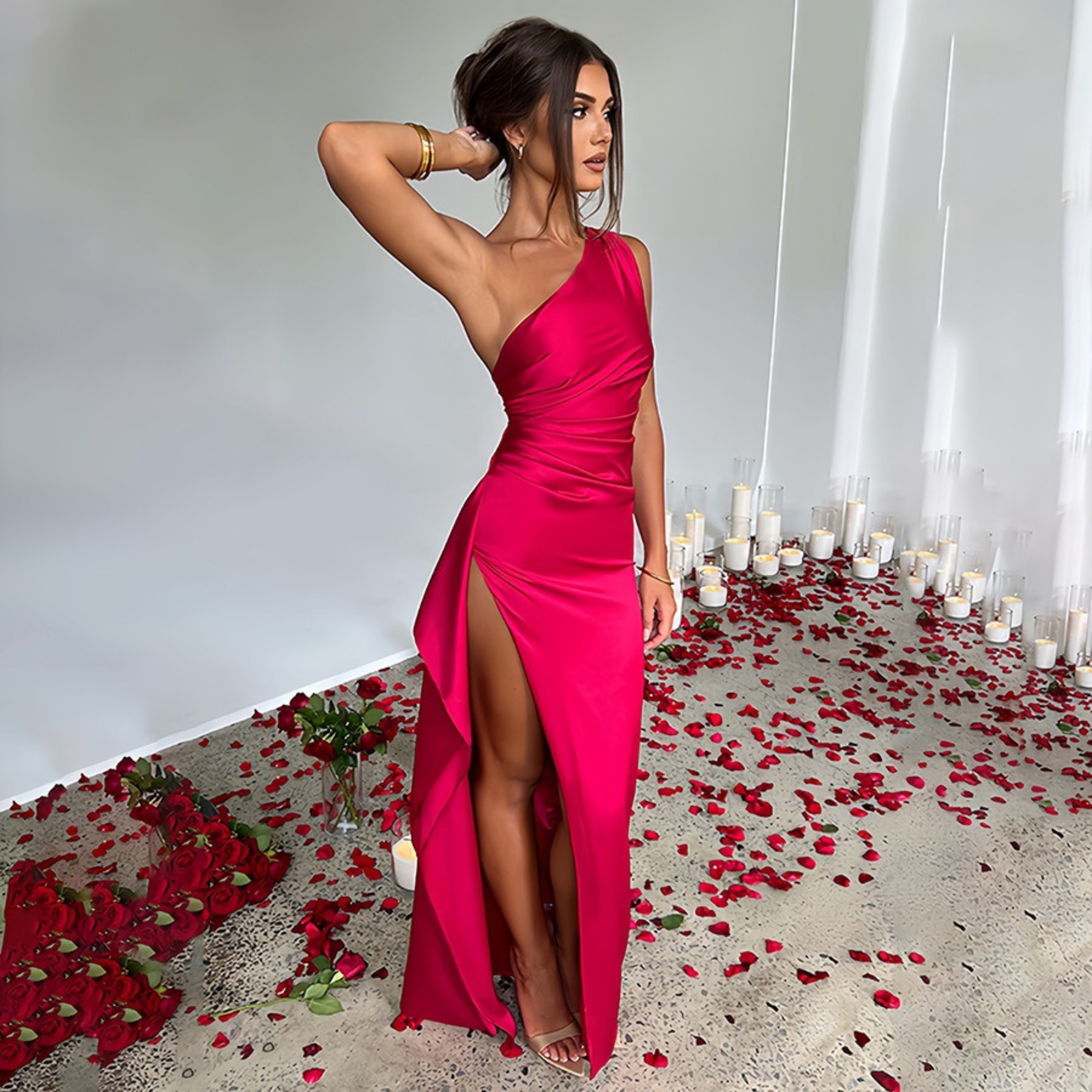 Labesa - Elegantní společenské maxi šaty na jedno rameno s vysokým rozparkem
