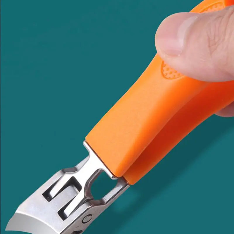 RamoraGrip— Professional Nail Clipper with Ergonomic Grip
