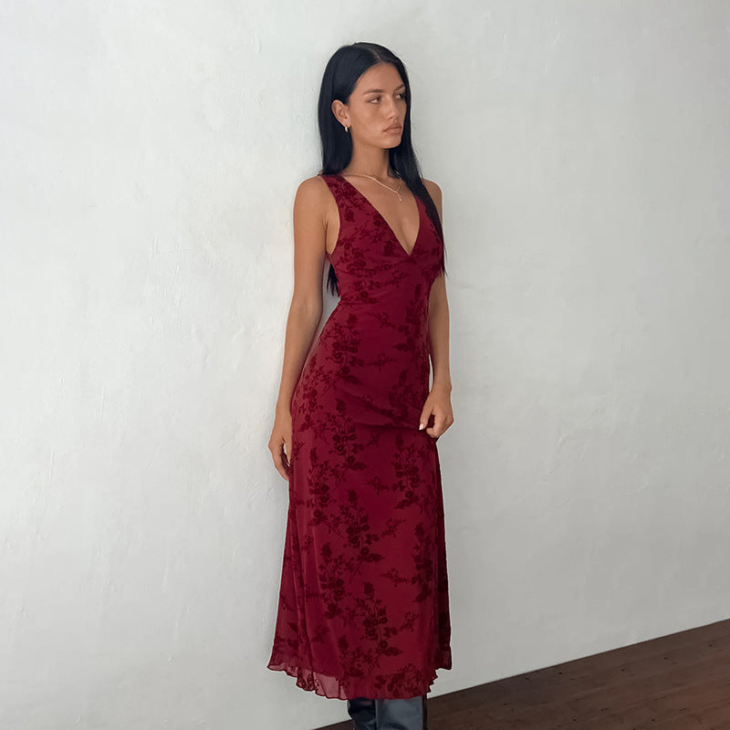 Lara - Elegantní maxi šaty s květinovým potiskem, výstřihem do V a bez rukávů