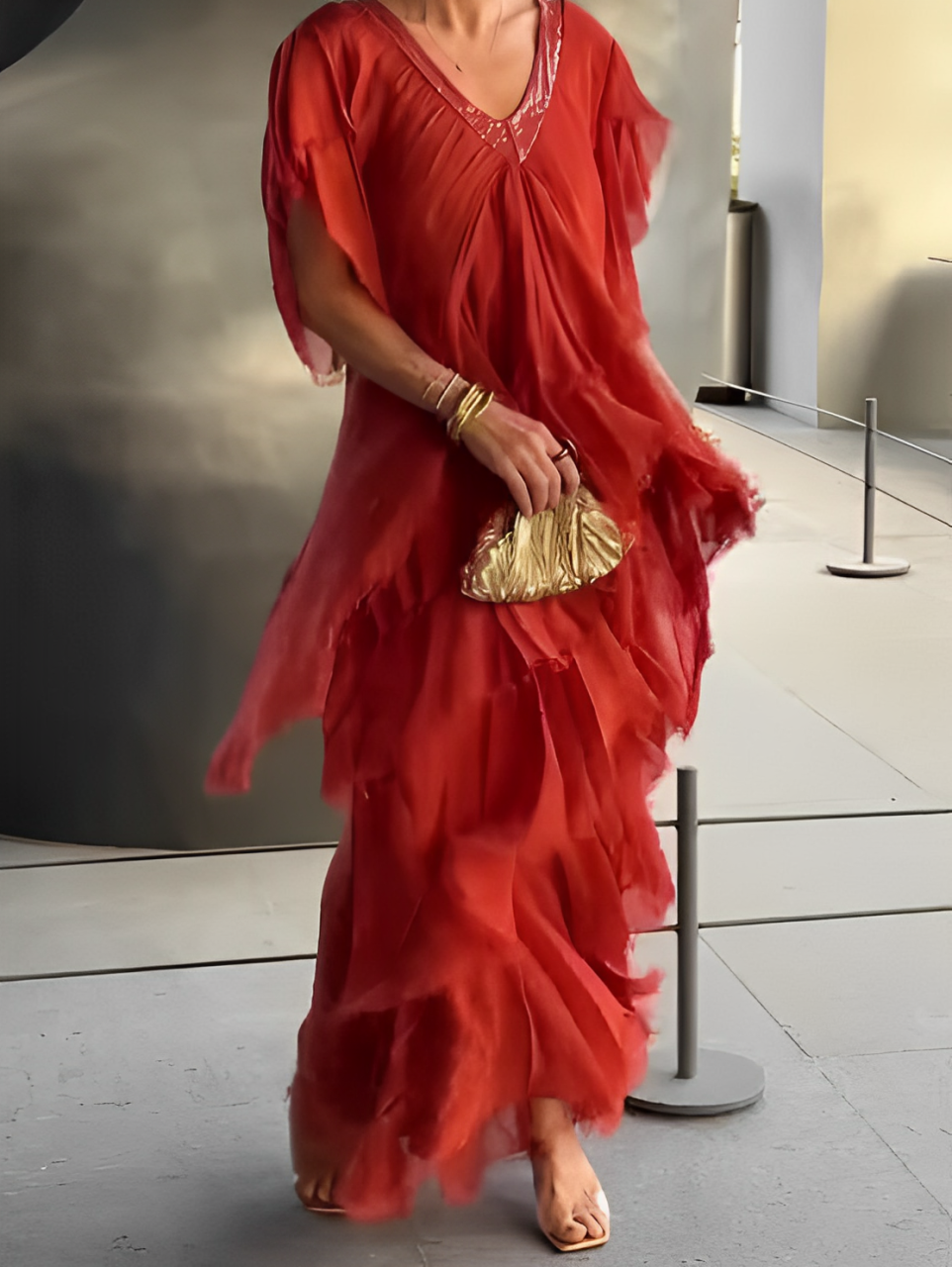 Lynette - Elegantní splývavé dlouhé šaty