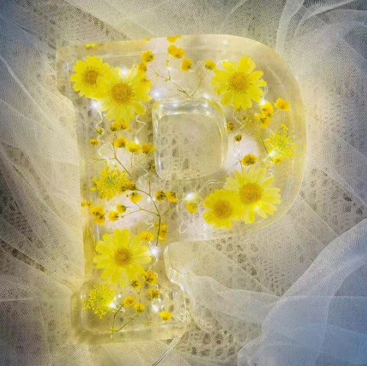 LunaBlossom - Floral LED Letter Lamp Personalized Decorative Light for Home Decor