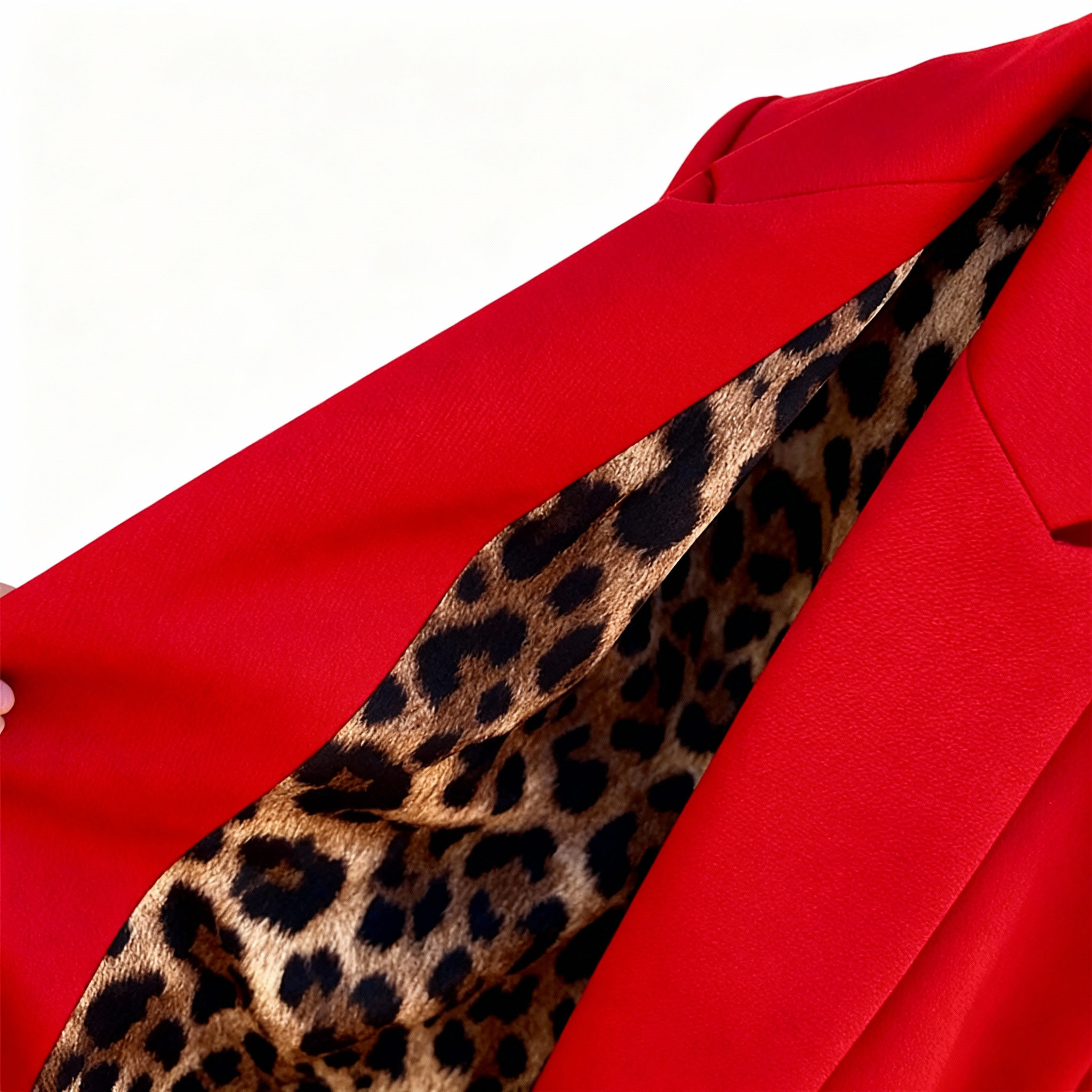 Tailored Everyday Blazer with Classic Lapel