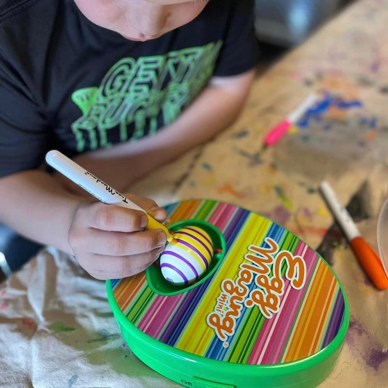 SpinArt - Egg Decorating Spinner Kit