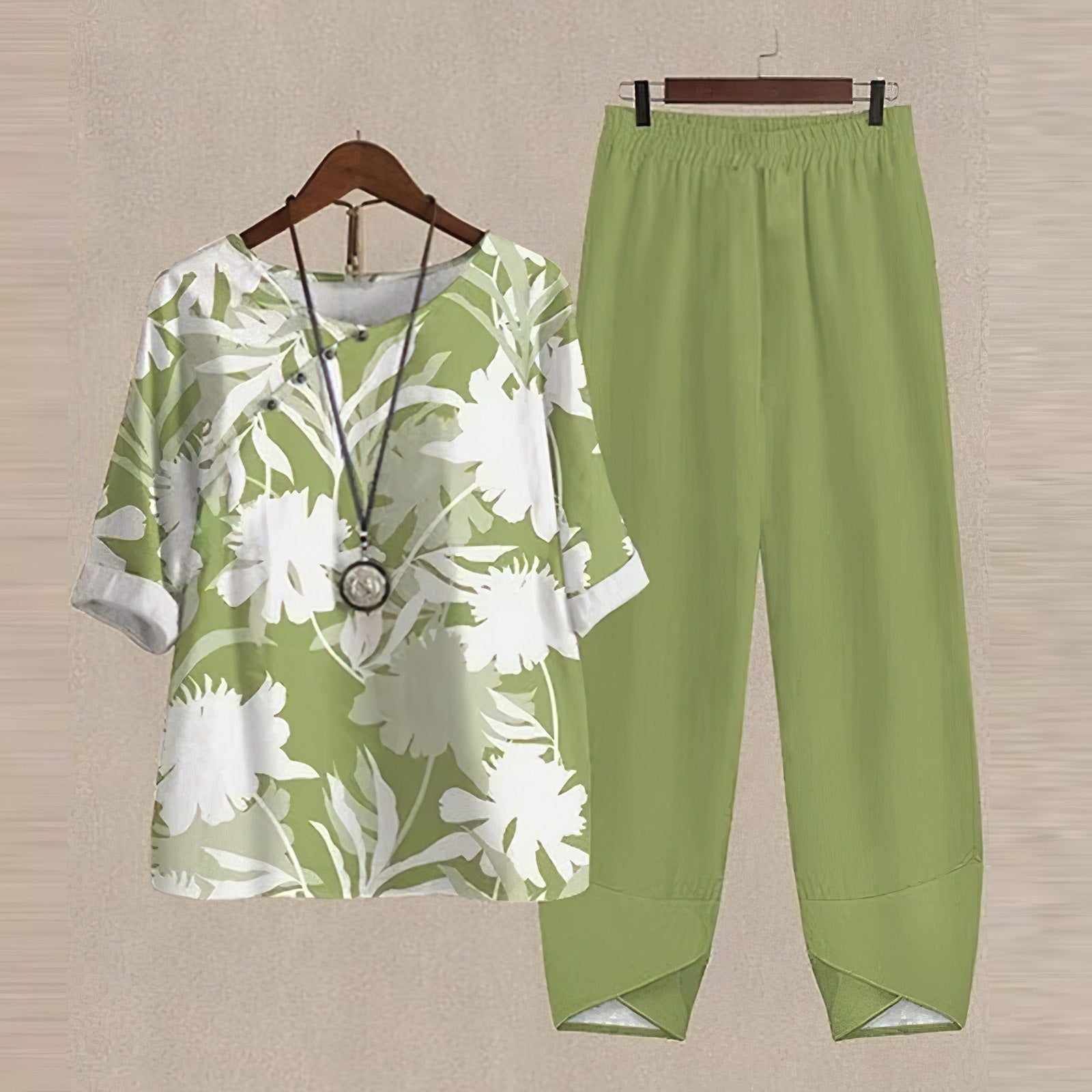 Poppy Women's Floral Print Two-Piece Lounge Set