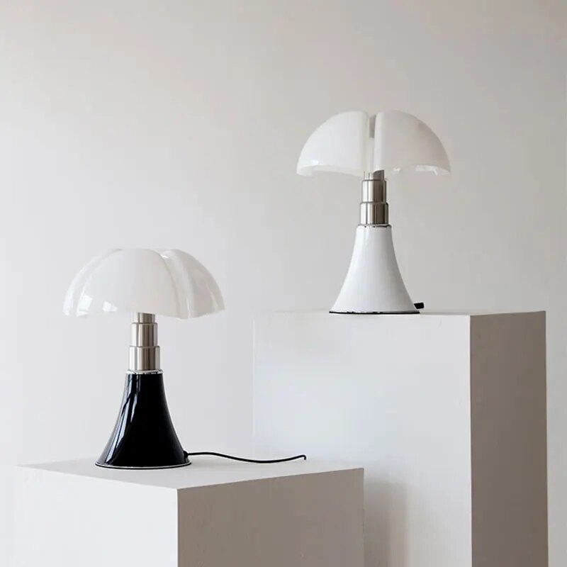 BloomSphere - Moderní stolní lampa ve tvaru květu