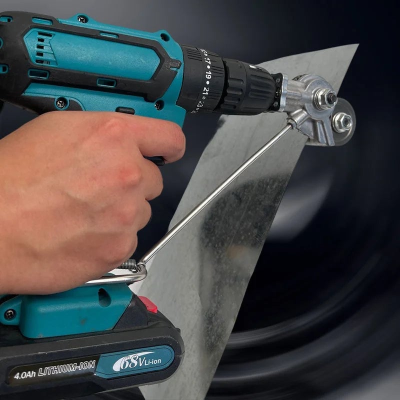 CutMaster – nástavec na vrtačku pro stříhání tenkých plechů