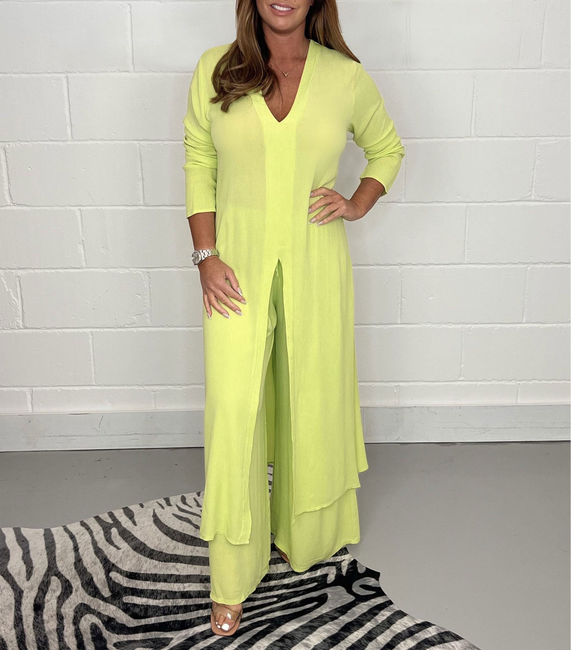 Women's Relaxed Fit Two-Piece Lounge Set with Wide Leg Pants