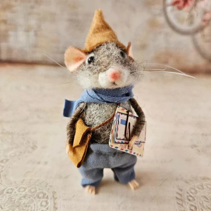 WhiskerWool – Handmade Needle-Felted Mouse Figurine
