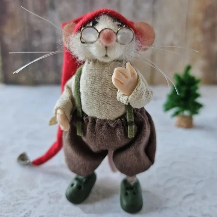 WhiskerWool – Handmade Needle-Felted Mouse Figurine