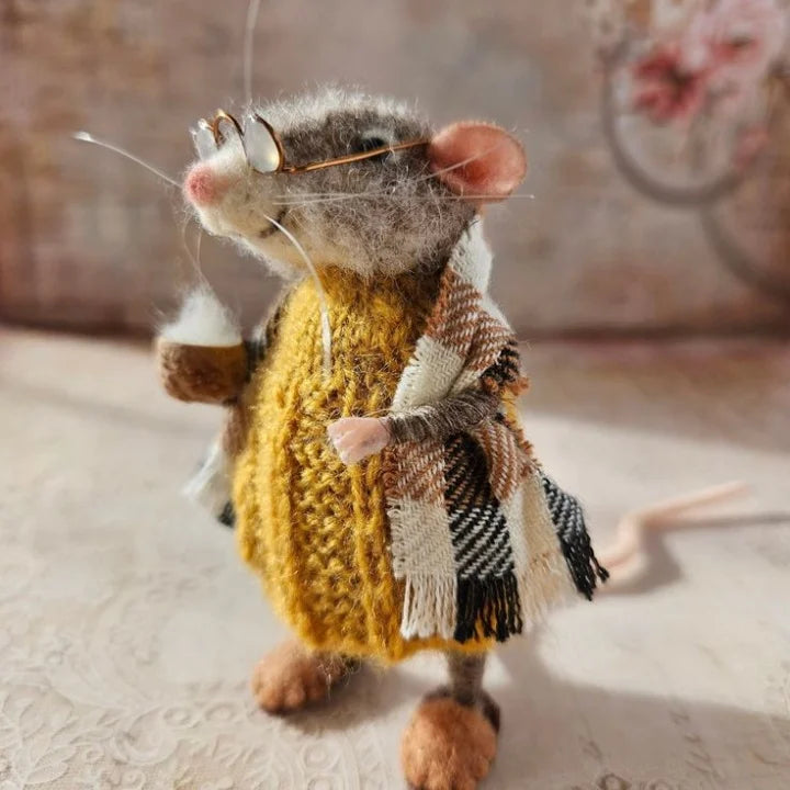 WhiskerWool – Handmade Needle-Felted Mouse Figurine