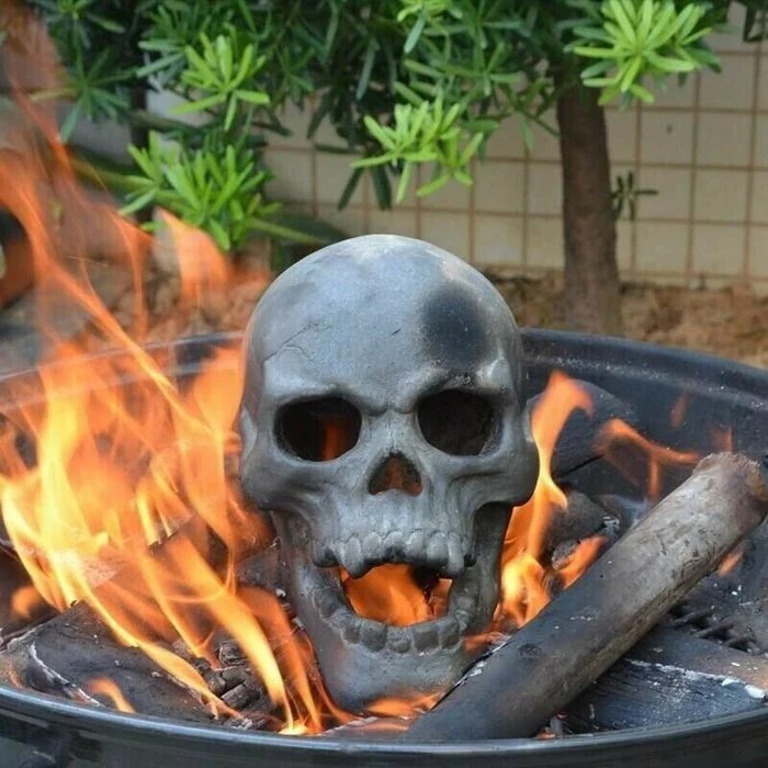 BoneChill — Dekorativní lebky do ohniště
