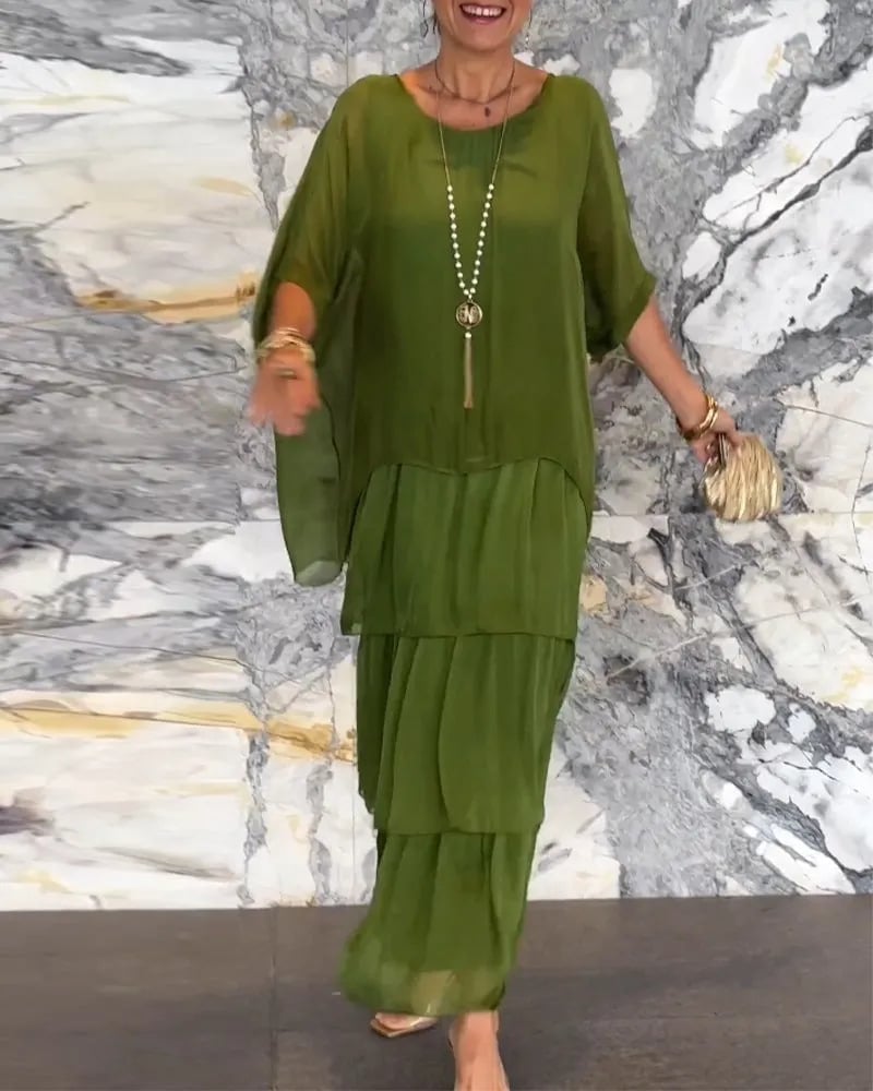 Women's Tiered Maxi Dress with Relaxed Fit and Flowing Design