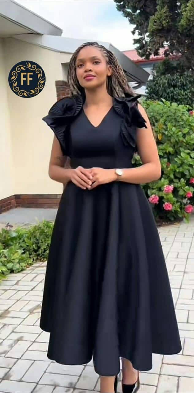 Women's Ruffle Sleeve V-Neck A-Line Midi Dress