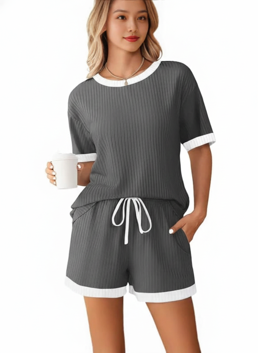 Γυναικείο σετ loungewear 2 τεμαχίων με σορτς