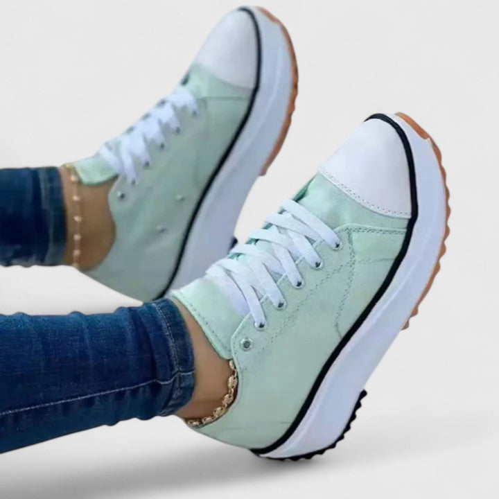 Kelly - Comfortable Sneakers