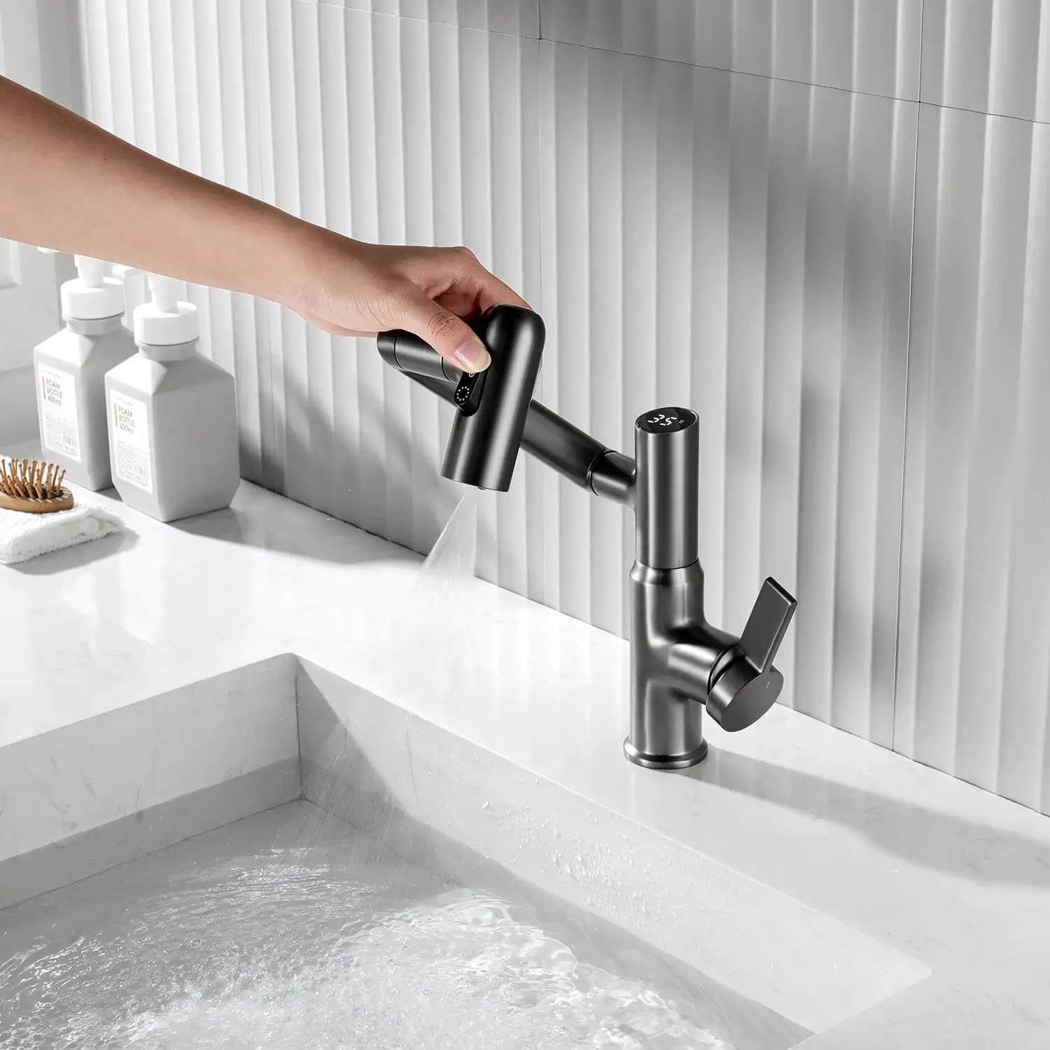 AquaTemp - Digital Temperature Display Faucet