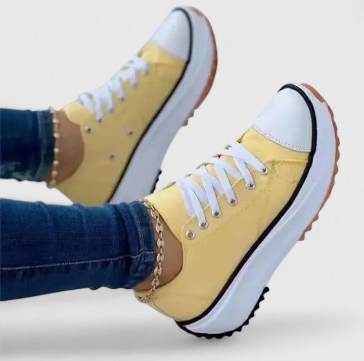 Kelly - Comfortable Sneakers