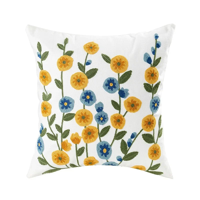 BloomLinen - Copricuscino Floreale Ricamato