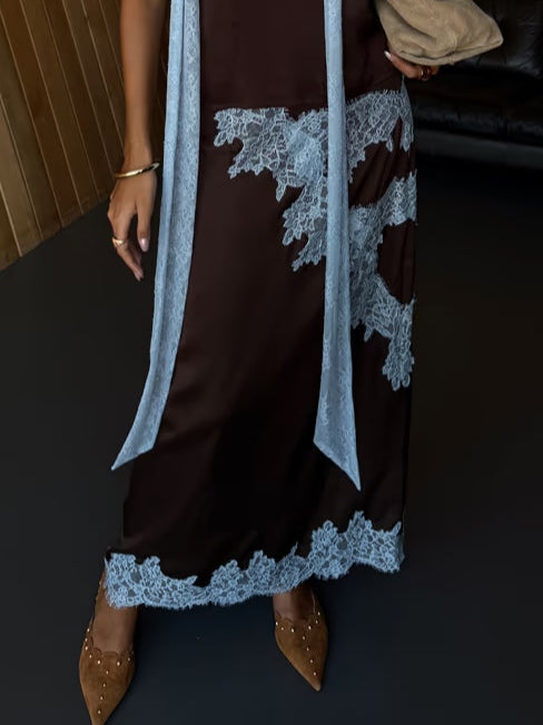 Katalina - Krajkový kostýmkový set, elegantní dvoudílný komplet s krajkovým lemem
