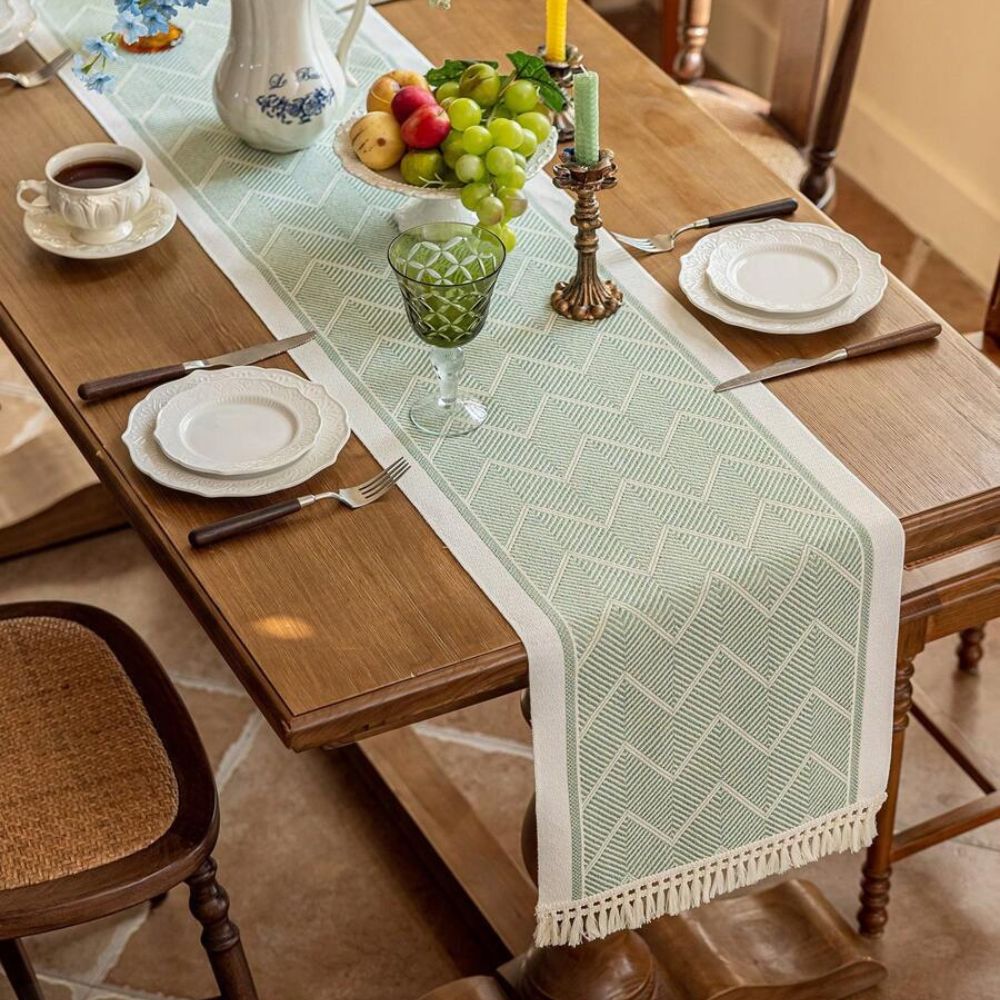 LoomÉtoile - Woven Zigzag Table Runner