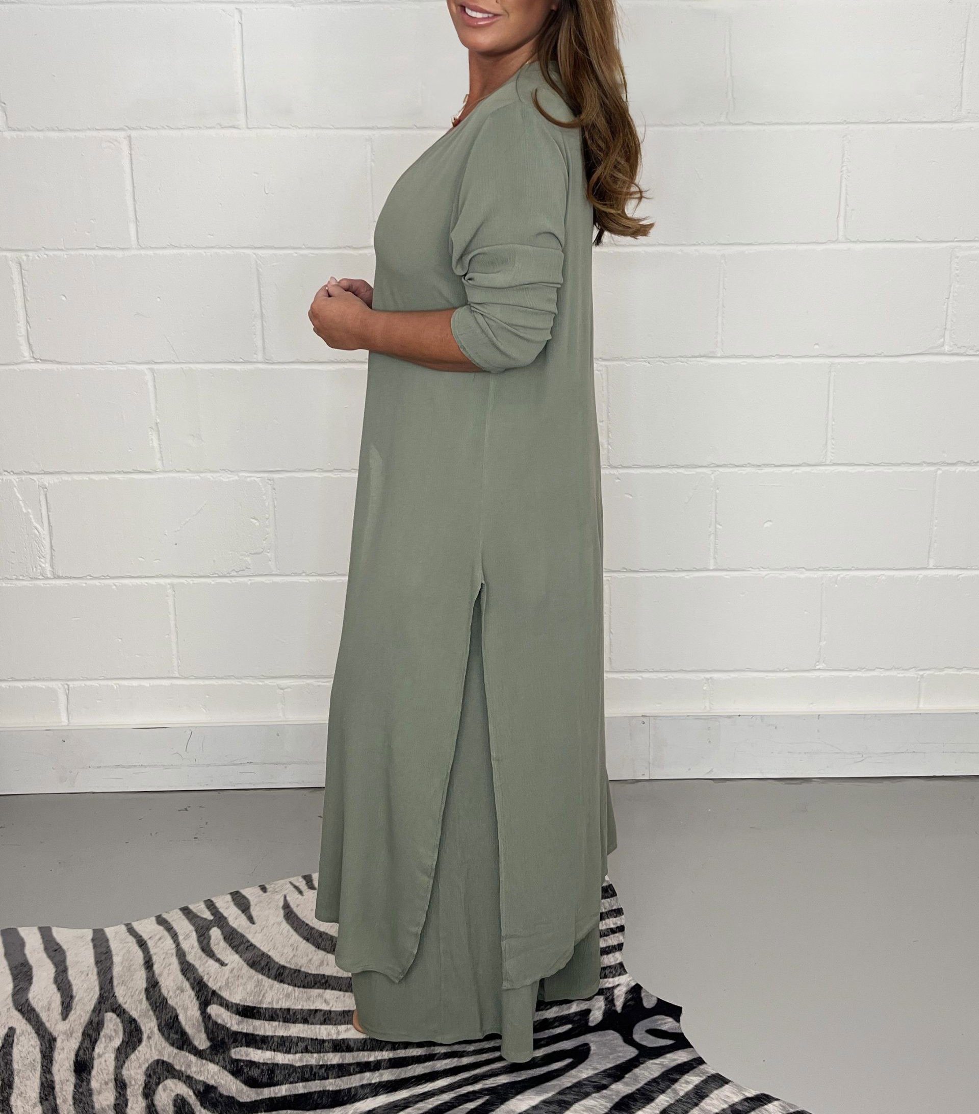 Women's Relaxed Fit Two-Piece Lounge Set with Wide Leg Pants