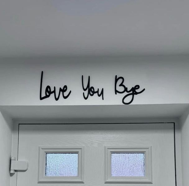 HearthSign nápis na zeď – dekorativní text bez vrtání