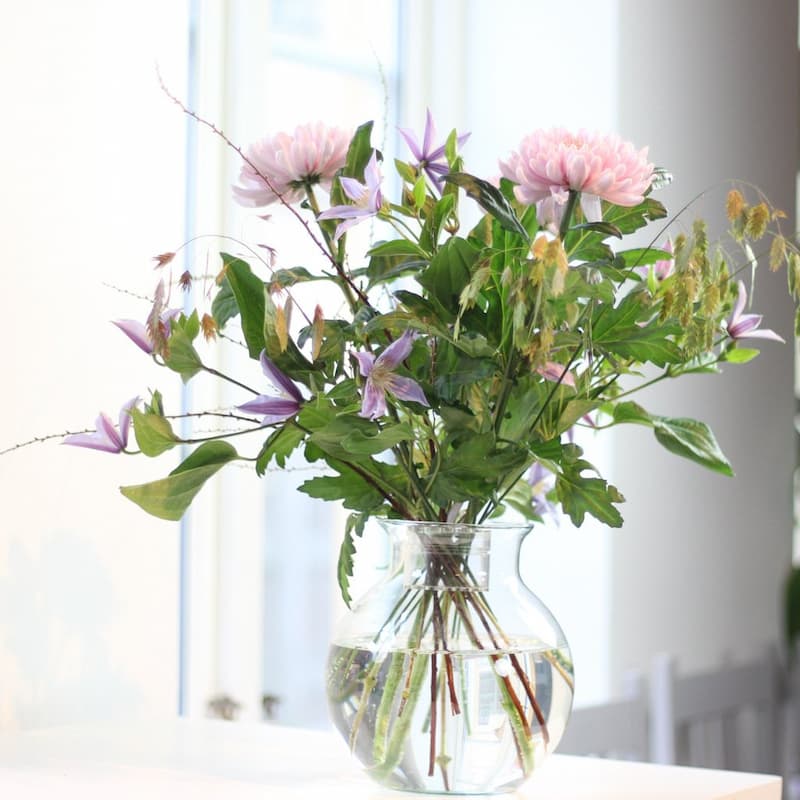 BloomCore — Griglia porta bouquet per composizioni in vaso e organizzazione degli steli