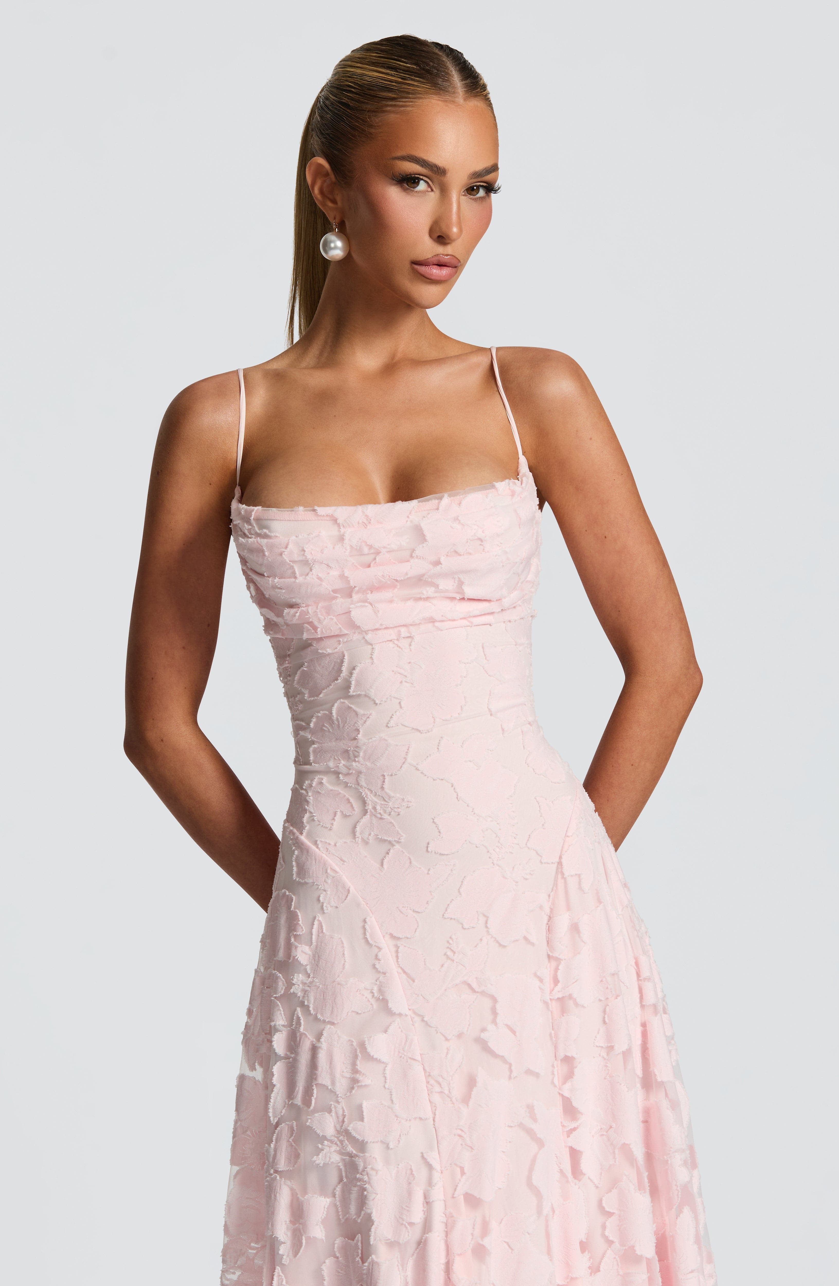 Vaynie - Women Elegant Maxi Dress