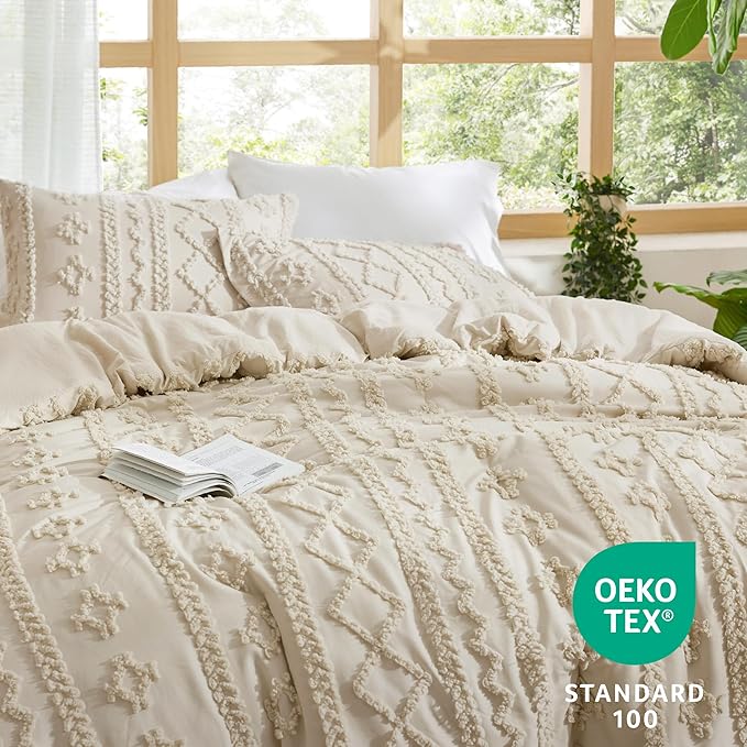 Solmere Tufted Boho Duvet Cover Set with Pillow Shams